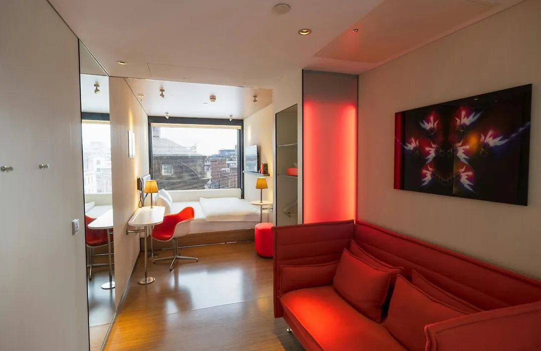 Citizenm Glasgow-1